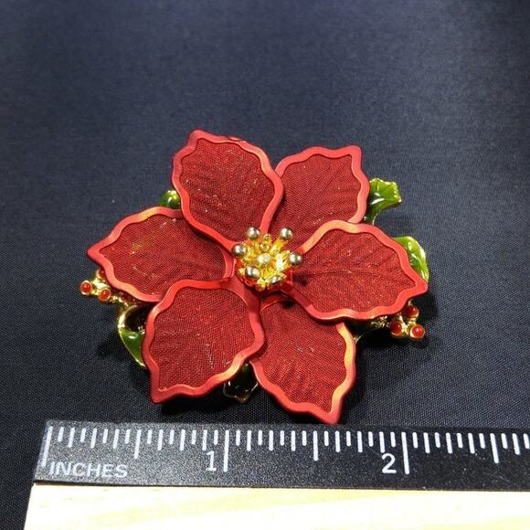 K.C. Red Mesh Poinsettia Enamel Flower Brooch Gold Tone Vintage 1980s Holiday - Picture 6 of 10